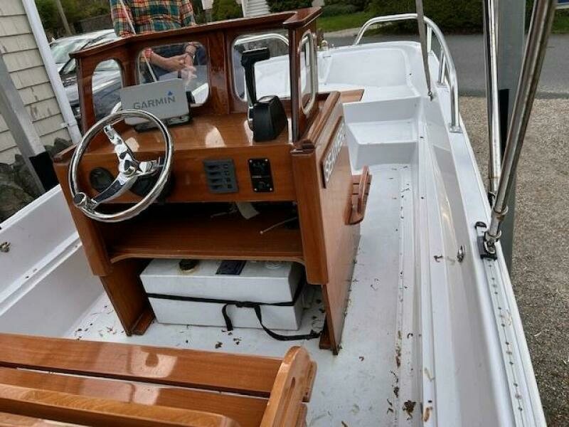 Seaweed 17ft Boston Whaler Yacht For Sale