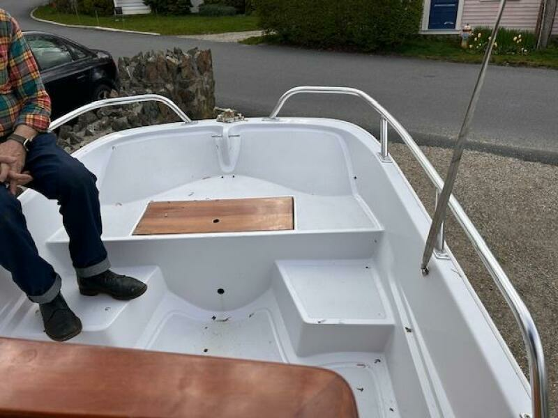 Seaweed 17ft Boston Whaler Yacht For Sale