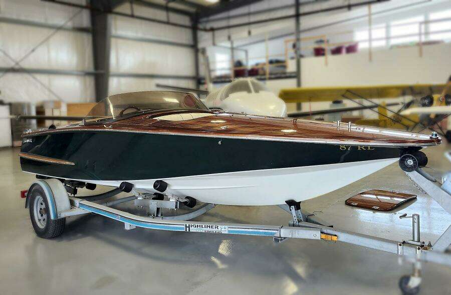 19ft Kavalk Yacht For Sale