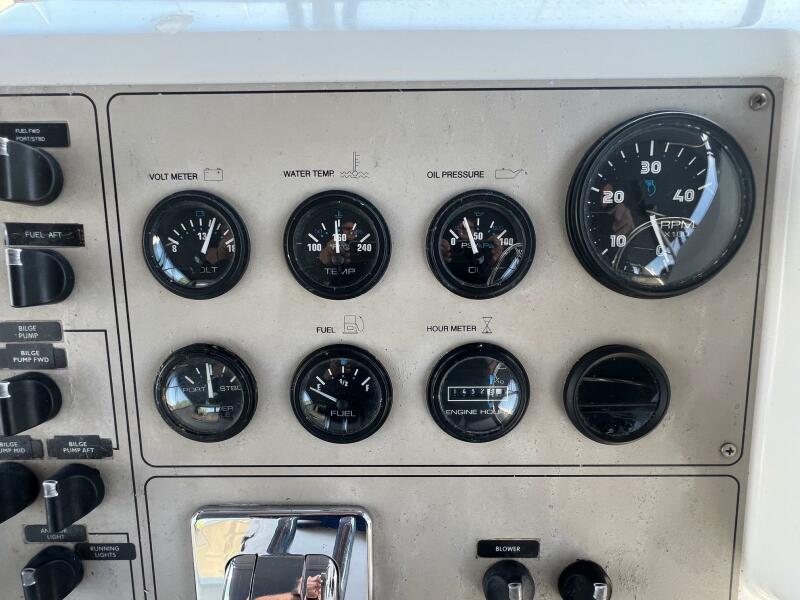 2002 Carver 406