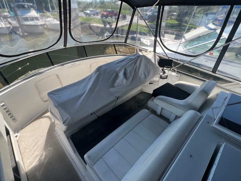 2002 Carver 406