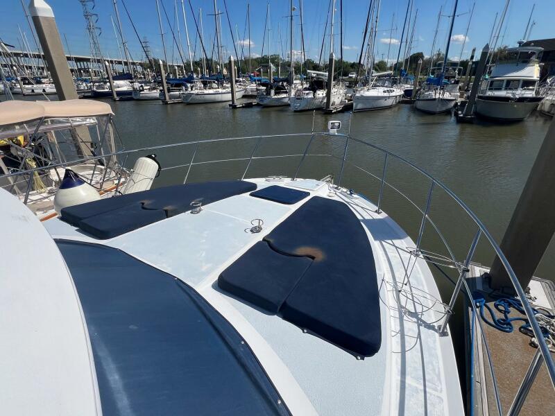 2002 Carver 406