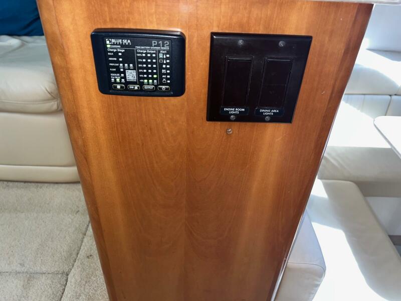 2002 Carver 406