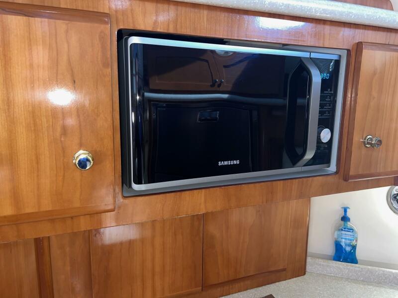 2002 Carver 406