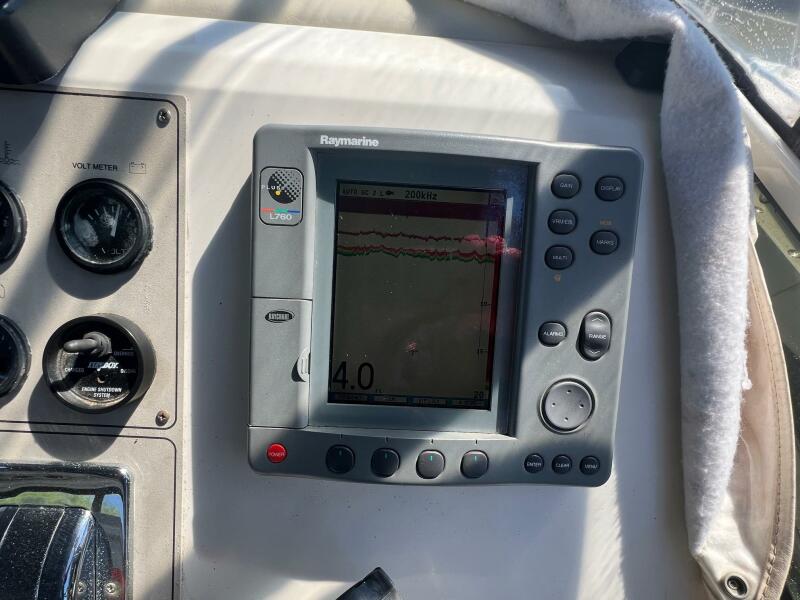 2002 Carver 406