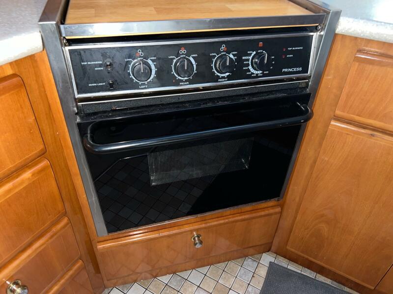 2002 Carver 406