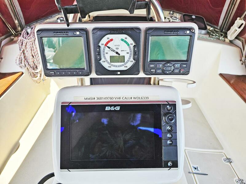 2000 Island Packet 380
