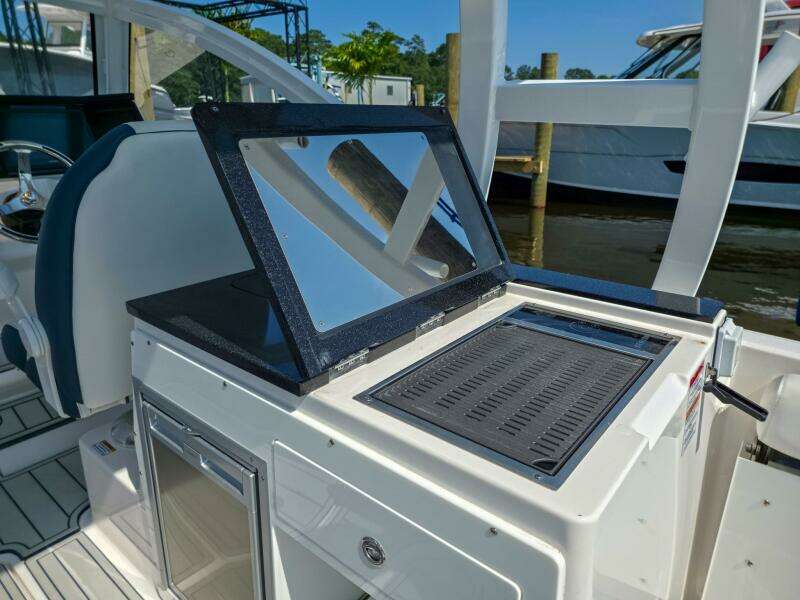 28ft Sea Fox Yacht For Sale