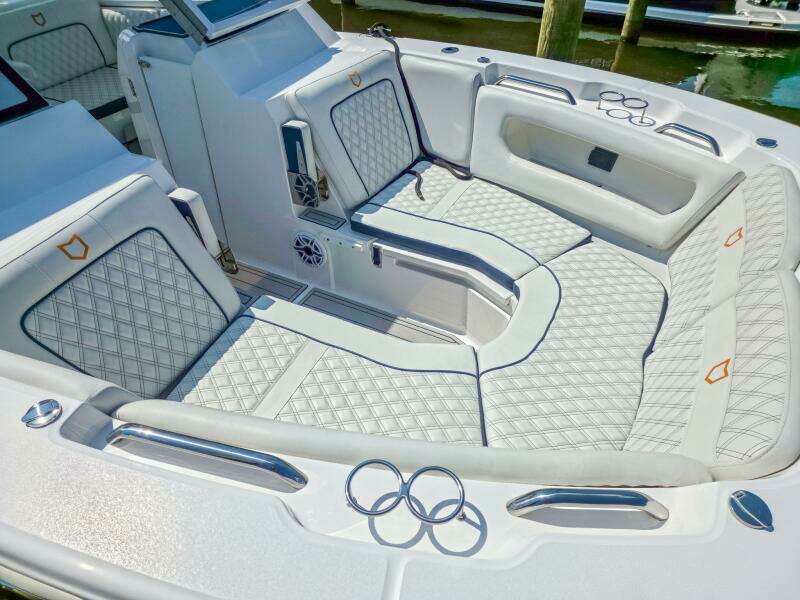 28ft Sea Fox Yacht For Sale