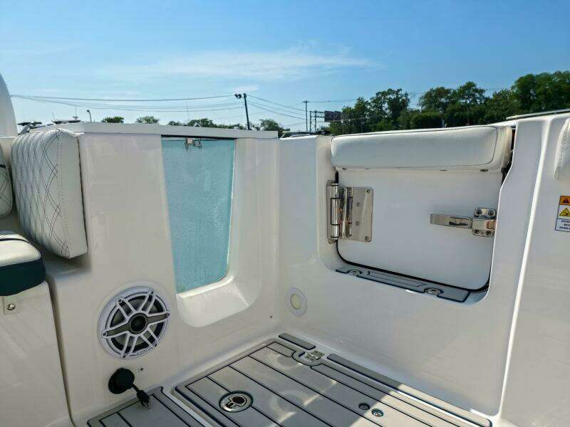 28ft Sea Fox Yacht For Sale