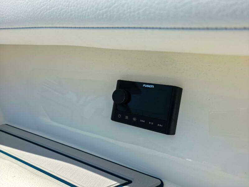 28ft Sea Fox Yacht For Sale