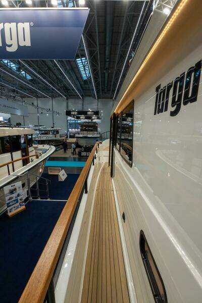 1 8M    2 1M Targa 46 46ft Targa Yacht For Sale