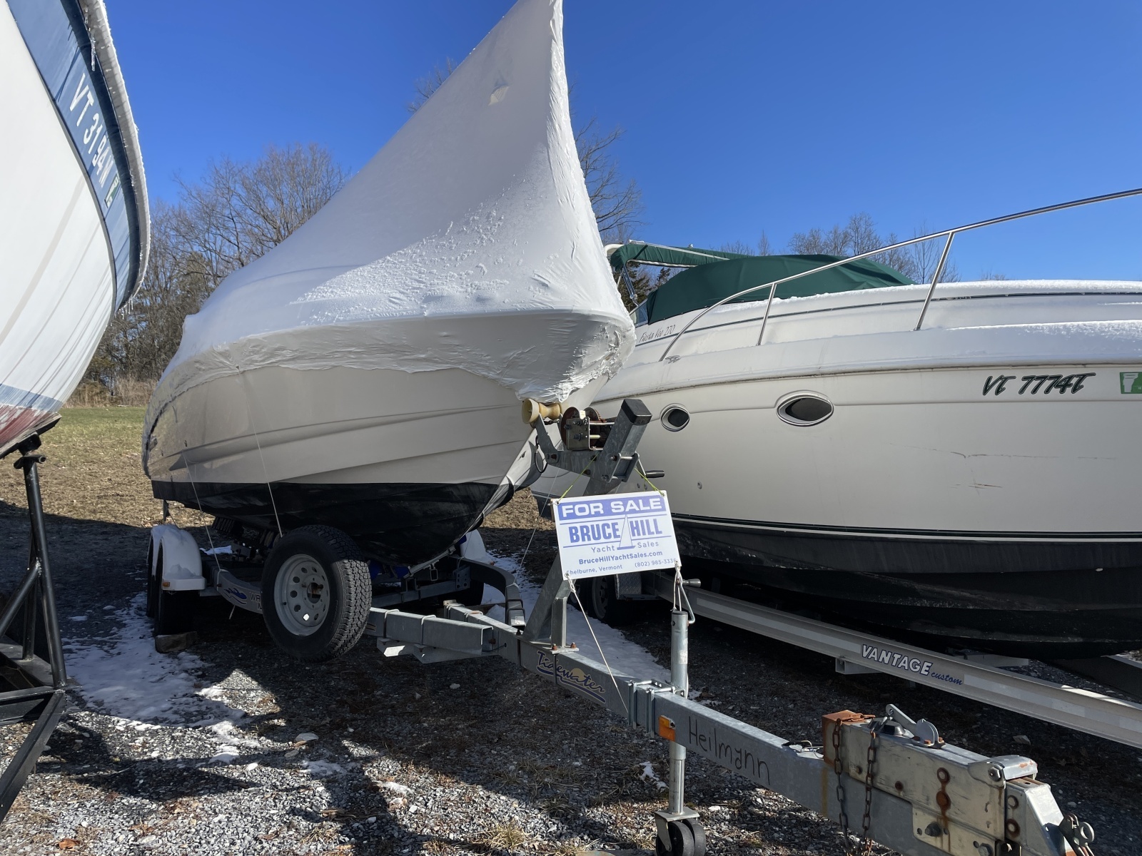 26ft Chaparral Yacht For Sale