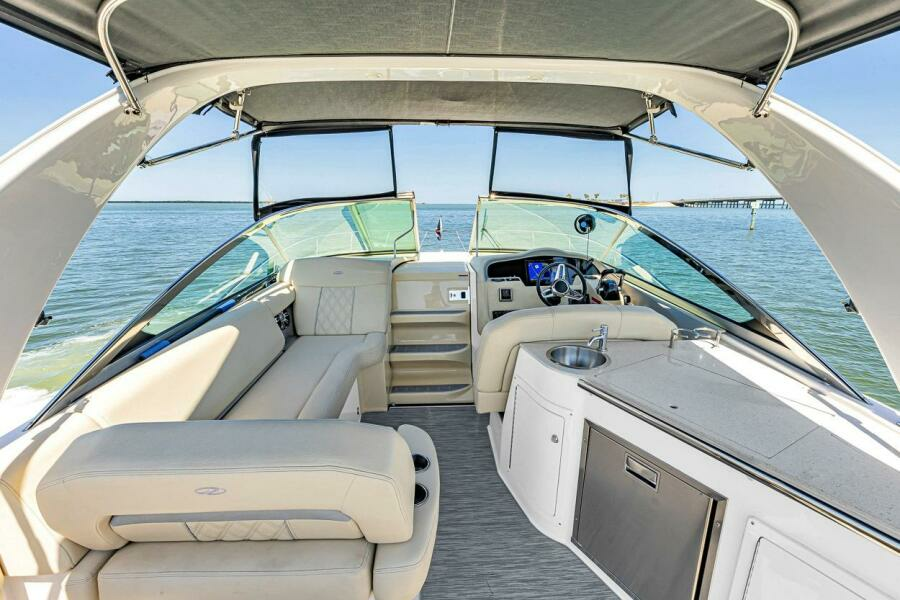 33ft Regal Yacht For Sale