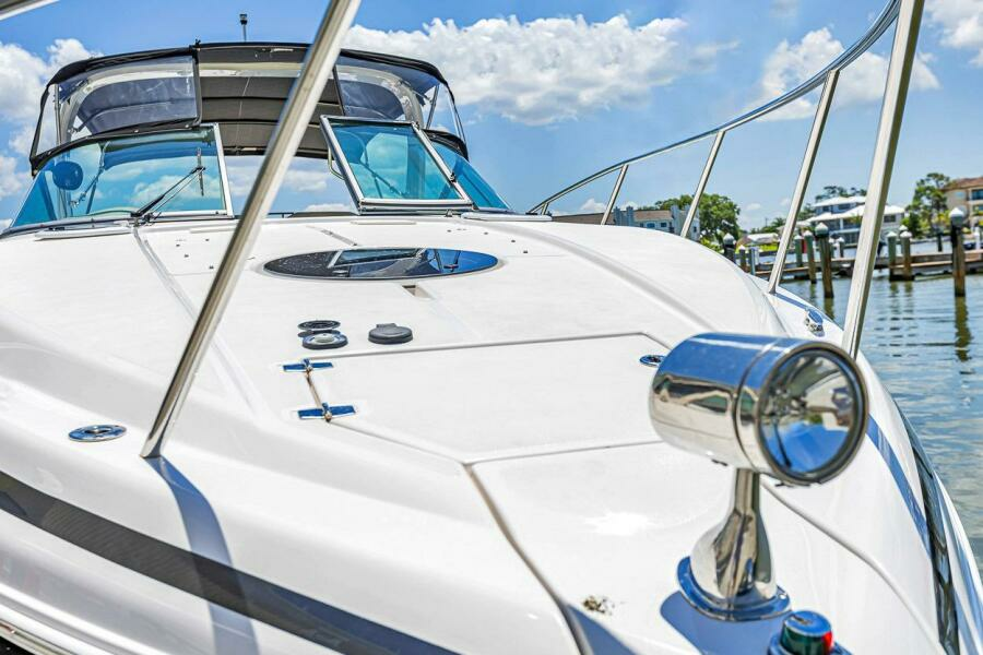 33ft Regal Yacht For Sale