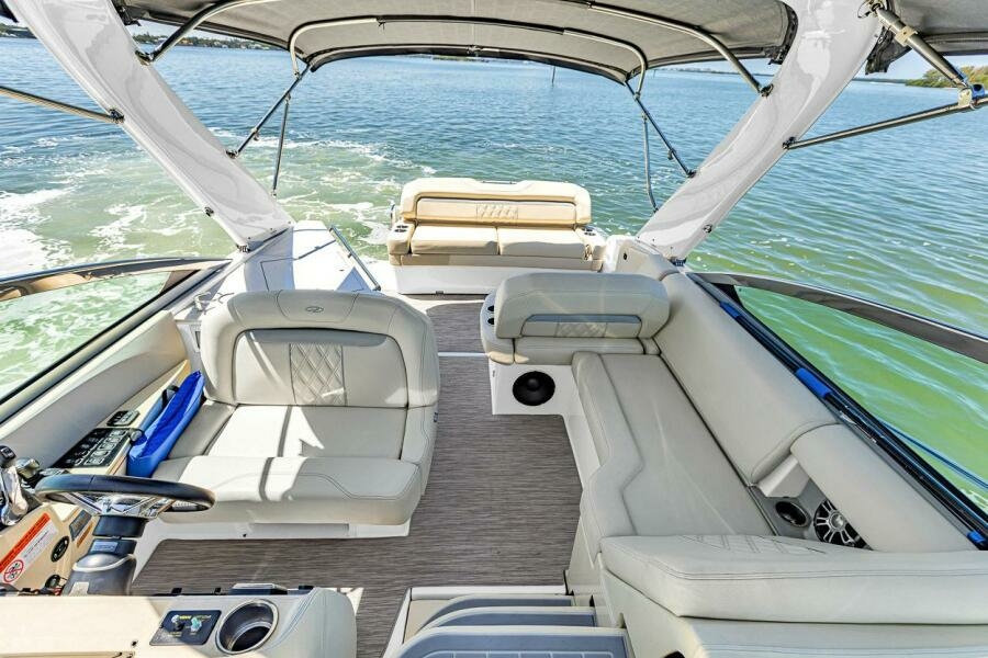 33ft Regal Yacht For Sale