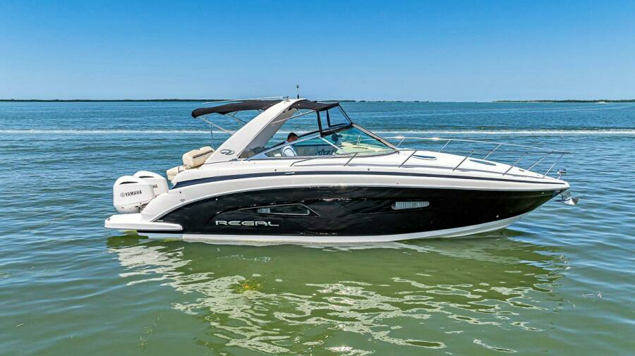 33ft Regal Yacht For Sale