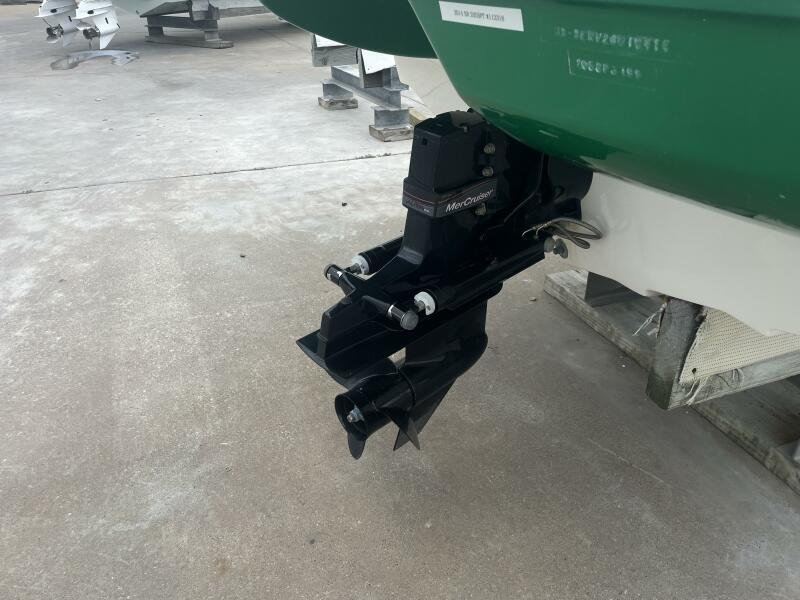 2014 Sea Ray 205 SPORT
