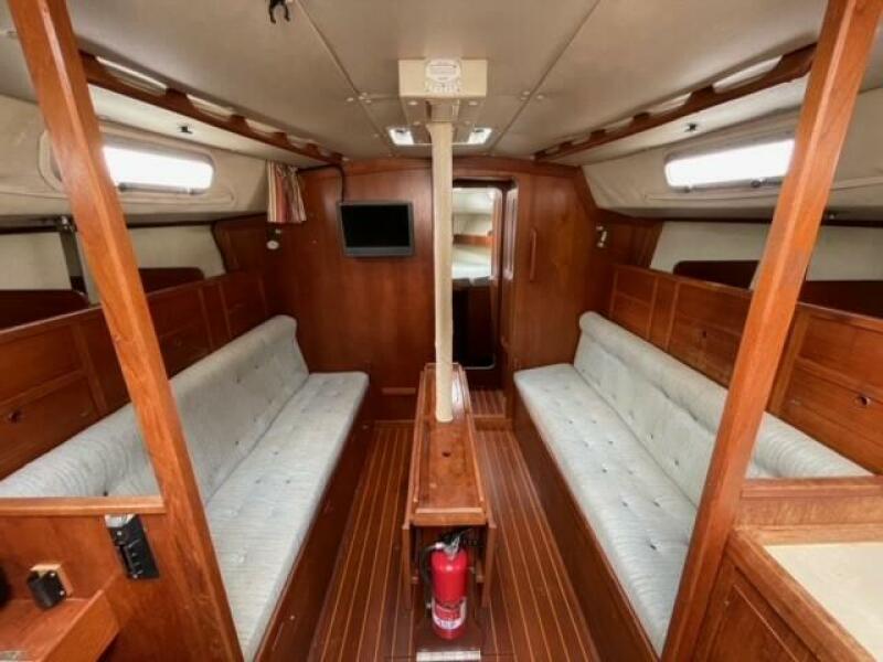 1987 Westerly