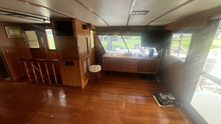 Island Angel 62ft Marine Trader Yacht For Sale
