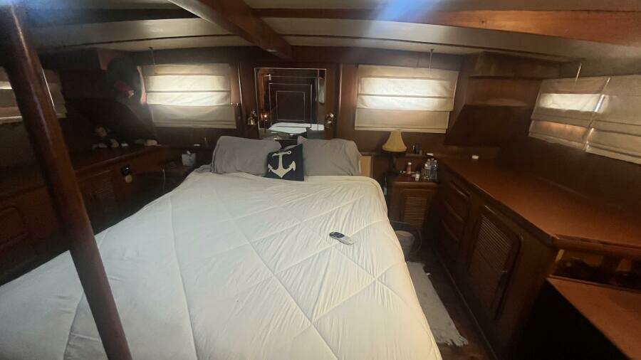 Island Angel 62ft Marine Trader Yacht For Sale