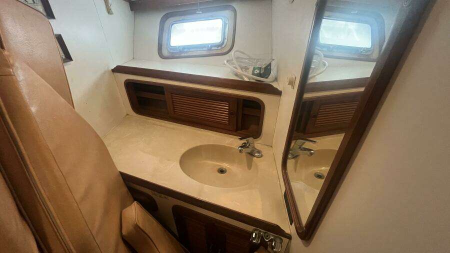 Island Angel 62ft Marine Trader Yacht For Sale