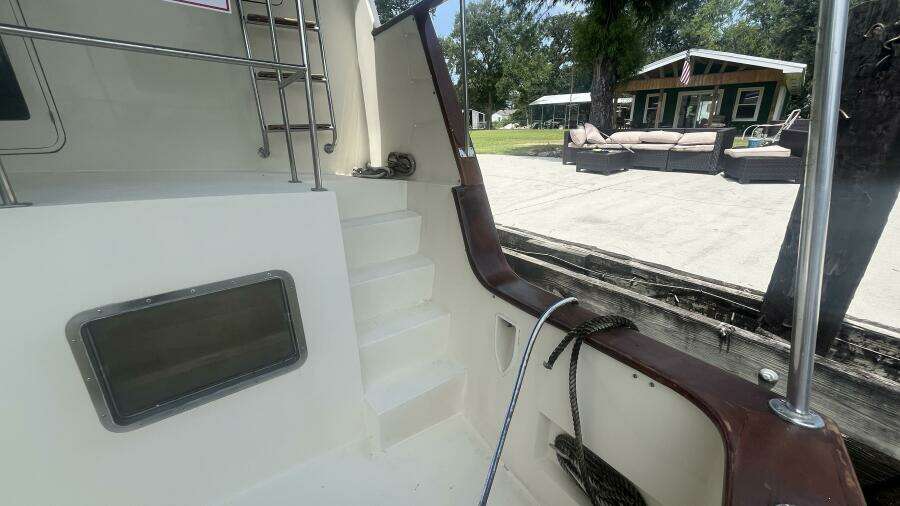 Island Angel 62ft Marine Trader Yacht For Sale