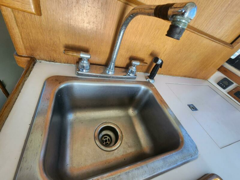 Never Say Never 33ft Bertram Yacht For Sale