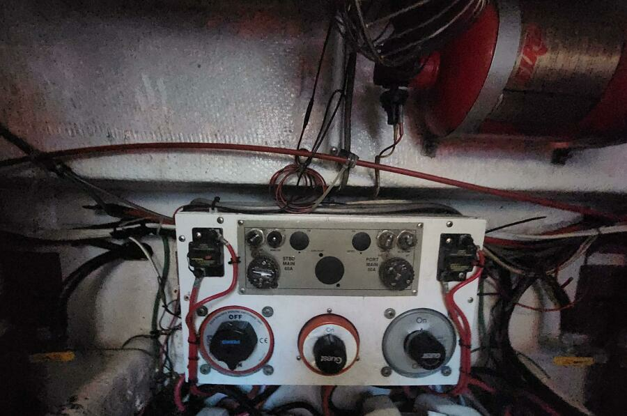 Never Say Never 33ft Bertram Yacht For Sale