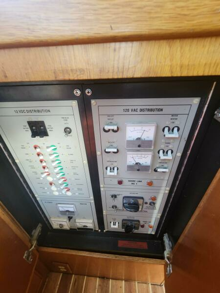 Never Say Never 33ft Bertram Yacht For Sale