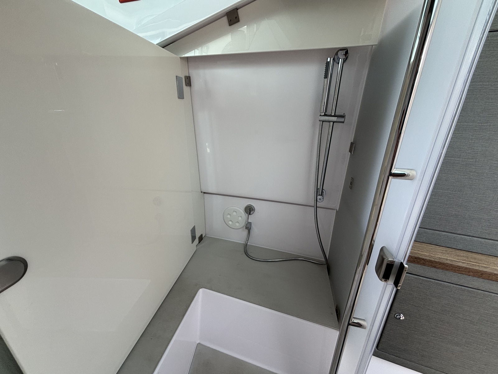 Remedy Yacht Photos Pics 