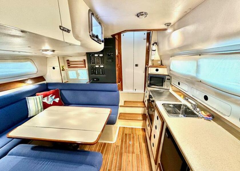 Salon Looking Aft