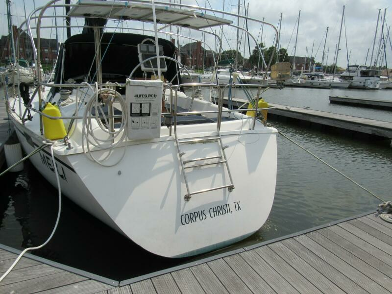 Mei Li 40ft Hunter Yacht For Sale