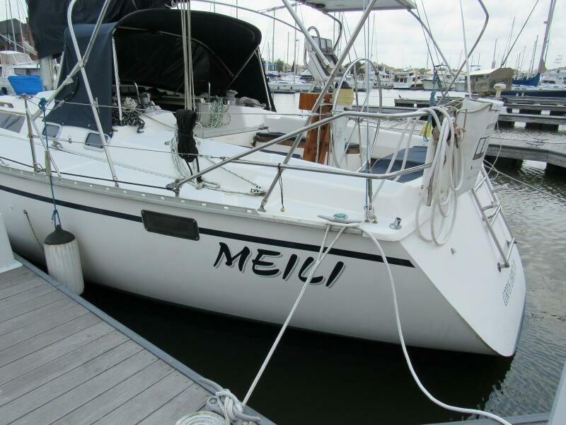 Mei Li 40ft Hunter Yacht For Sale