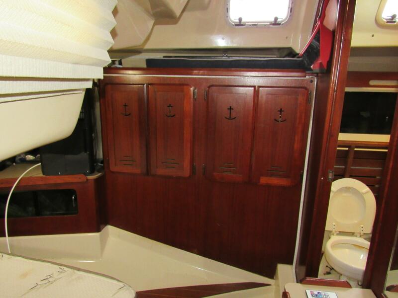 1990 Hunter 40