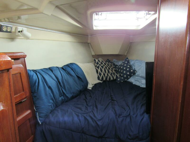 Mei Li 40ft Hunter Yacht For Sale