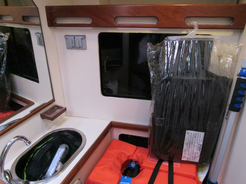 Mei Li 40ft Hunter Yacht For Sale