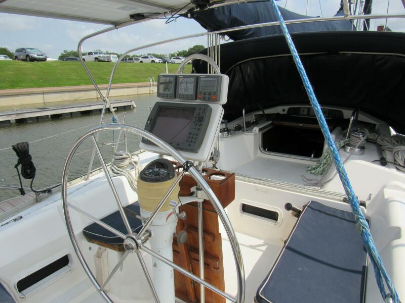 1990 Hunter 40