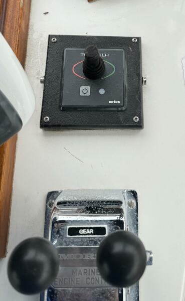 1989 Grand Banks Classic