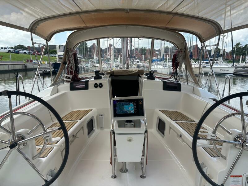 2016 Jeanneau Sun Odyssey 439