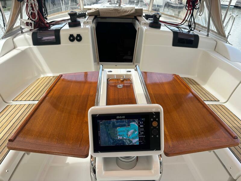 2016 Jeanneau Sun Odyssey 439
