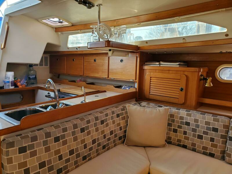 36ft Catalina Yacht For Sale