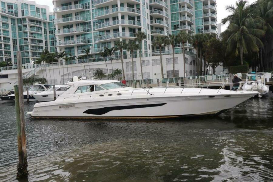 63' 1996 Sea Ray 630 Super Sun Sport