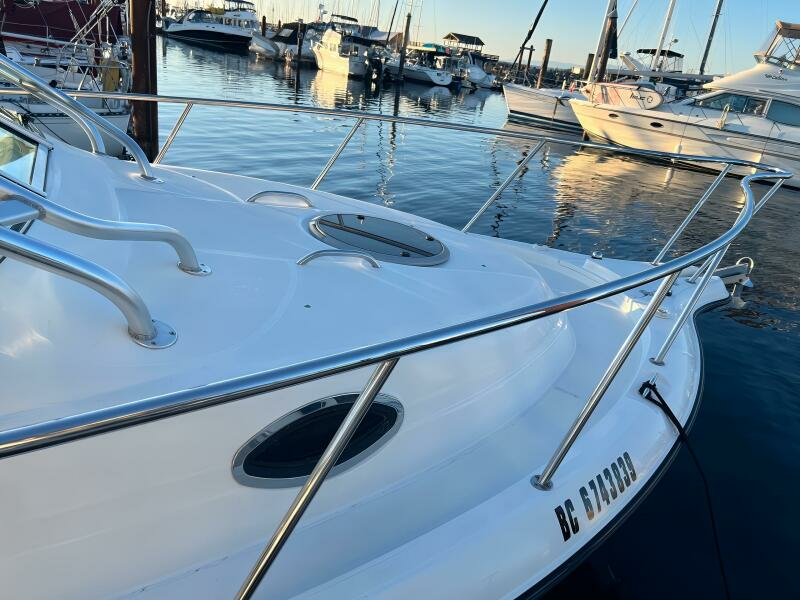 29ft Seaswirl Striper Yacht For Sale