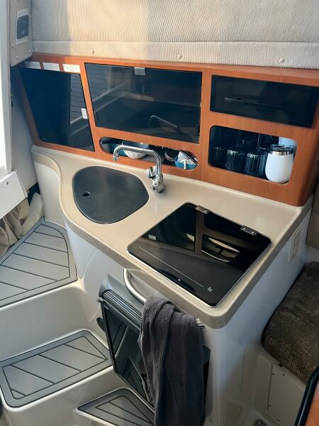 29ft Seaswirl Striper Yacht For Sale
