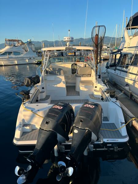 29ft Seaswirl Striper Yacht For Sale