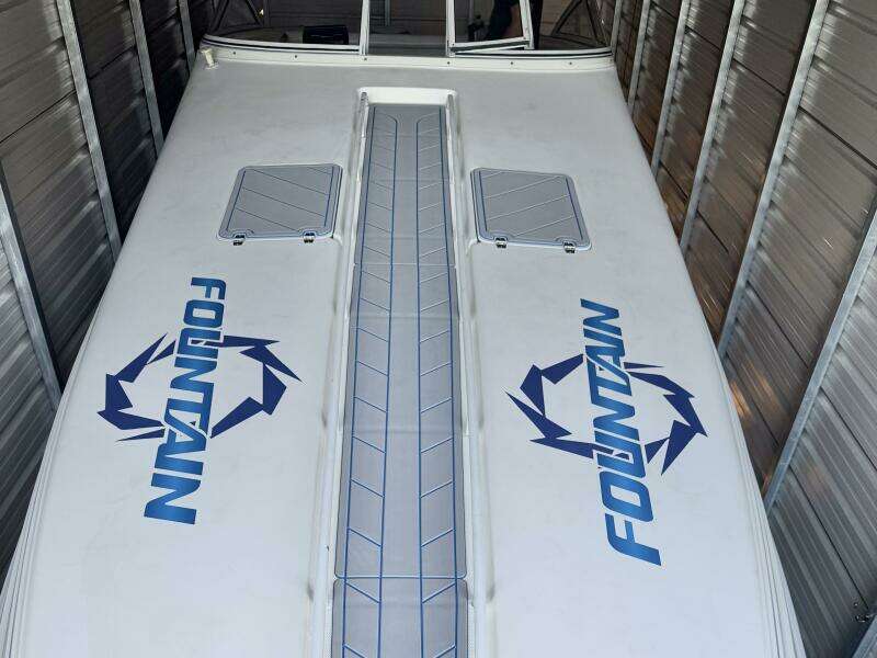 38ft Fountain Yacht For Sale