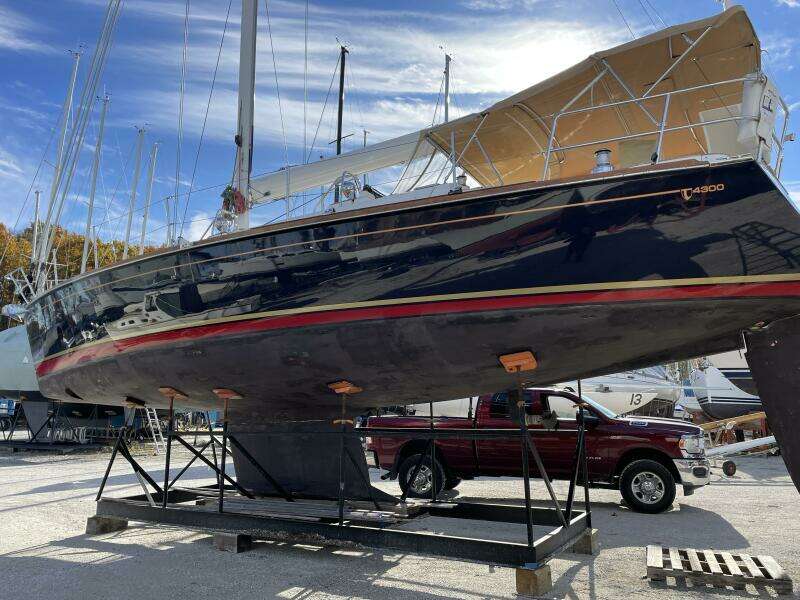 SAPPHIRE 43ft Tartan Yacht For Sale