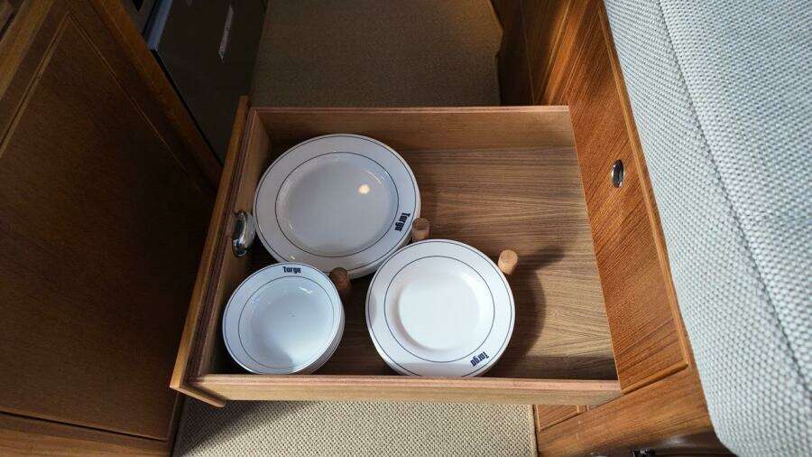 1 5M  1 8M Targa 41 41ft Targa Yacht For Sale