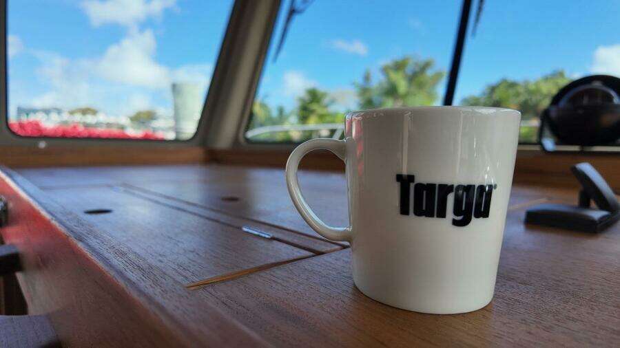 1 5M  1 8M Targa 41 41ft Targa Yacht For Sale